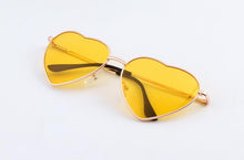 KEHU Heart Shaped Sunglasses Women Metal Frame Reflective Lens Sun protection Sunglasses Men Mirror De Sol Fashion k9073